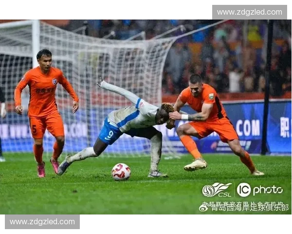 昆士兰足球联赛最新赛季展望：球队竞争激烈，球员表现引人注目